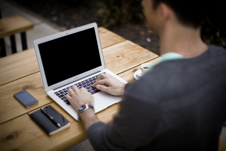 Blogging at the airport